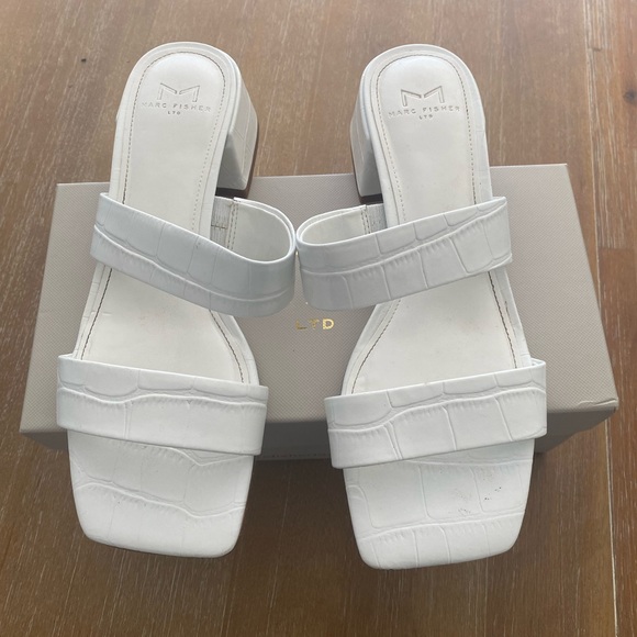 MARC FISHER PAT SQUARE TOE SLIDES - Picture 1 of 5